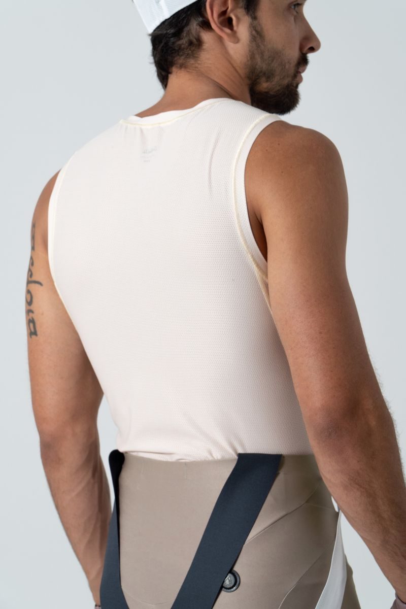 11703