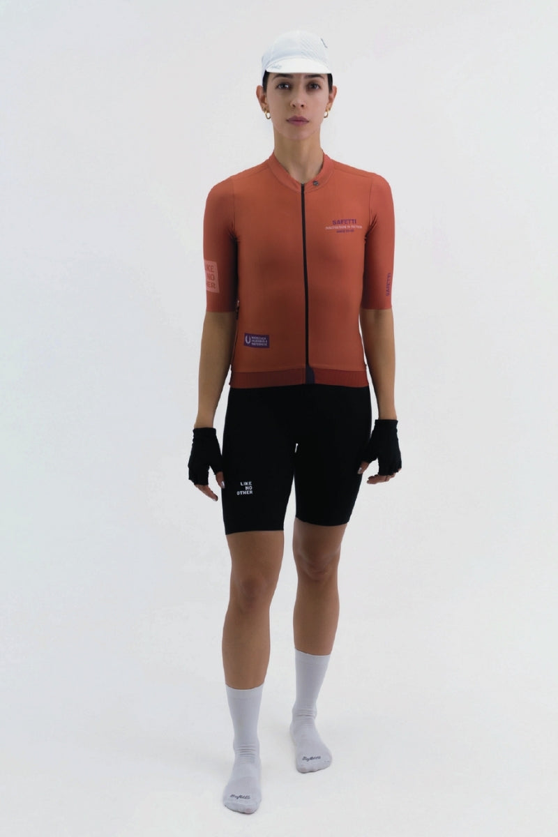 Jersey Fem Latitude Brick